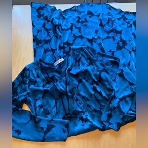 Elle Jay Lana Kimono in Teal